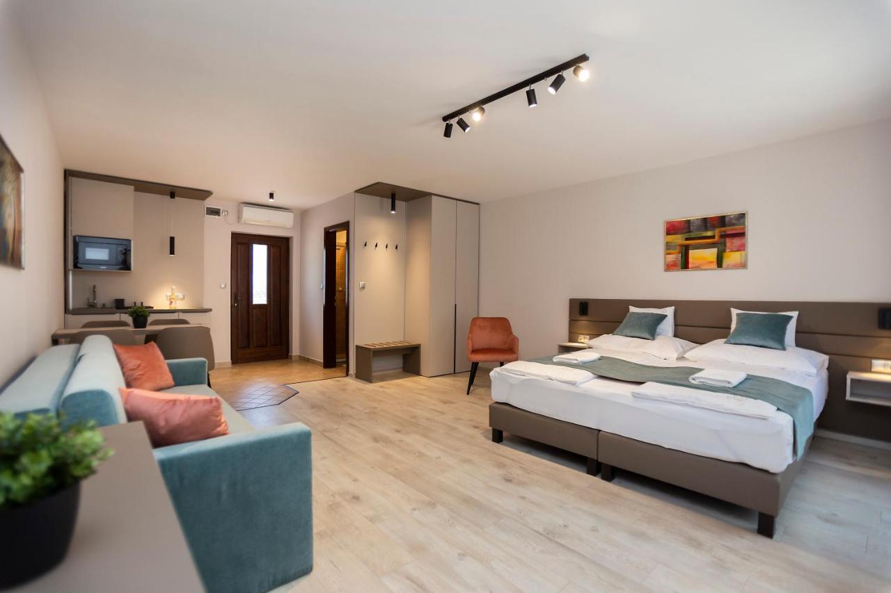 Vegvar Spa Apartman Gyula Exterior foto