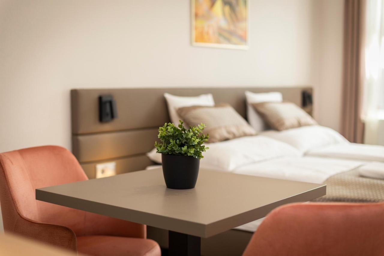 Vegvar Spa Apartman Gyula Exterior foto