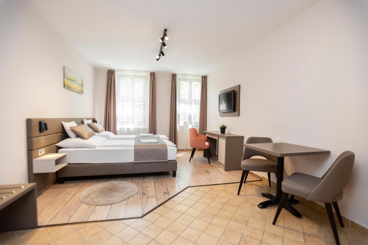 Vegvar Spa Apartman Gyula Exterior foto