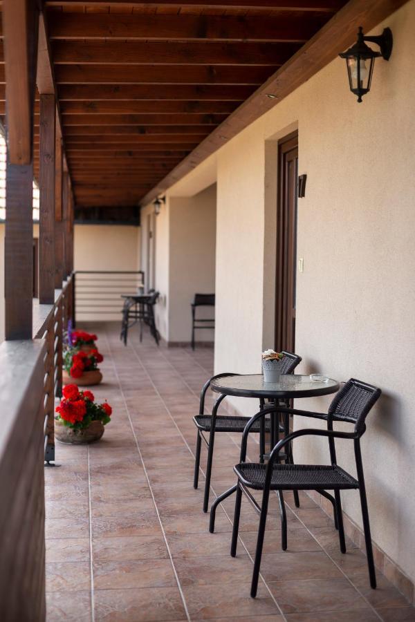 Vegvar Spa Apartman Gyula Exterior foto